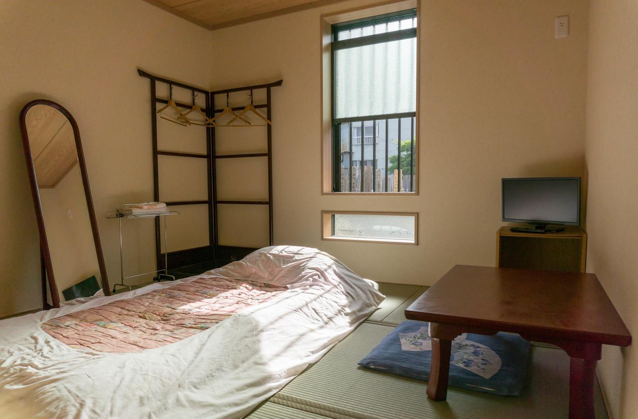 Ryokan Hinomoto Kyoto Kawaramachi Buitenkant foto